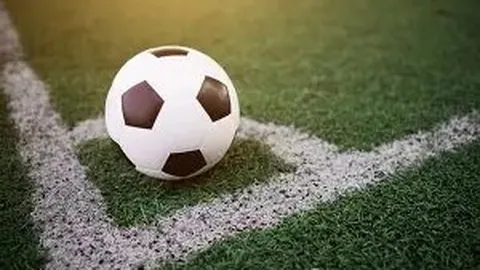 东契奇45+11+14再创新高，与乔丹并肩，直言球迷嘲讽激发斗志